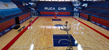 Vista interior del Estadio Ruca Che durante un evento deportivo